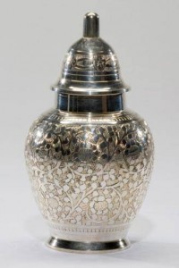 Cremation Keepsake Urns: 5 Things Every Urn Should Do